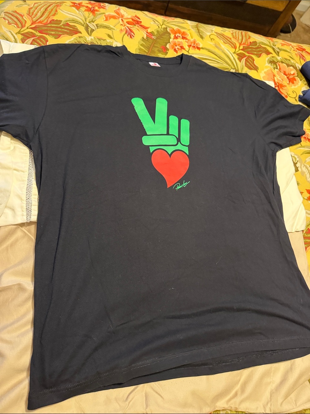 Men's Black Short-Sleeve Graphic Tee with Green Peace Hand and Red Heart
